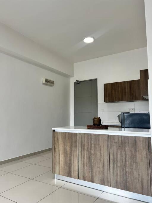 Apartment Lily Avillion-tanah Rata